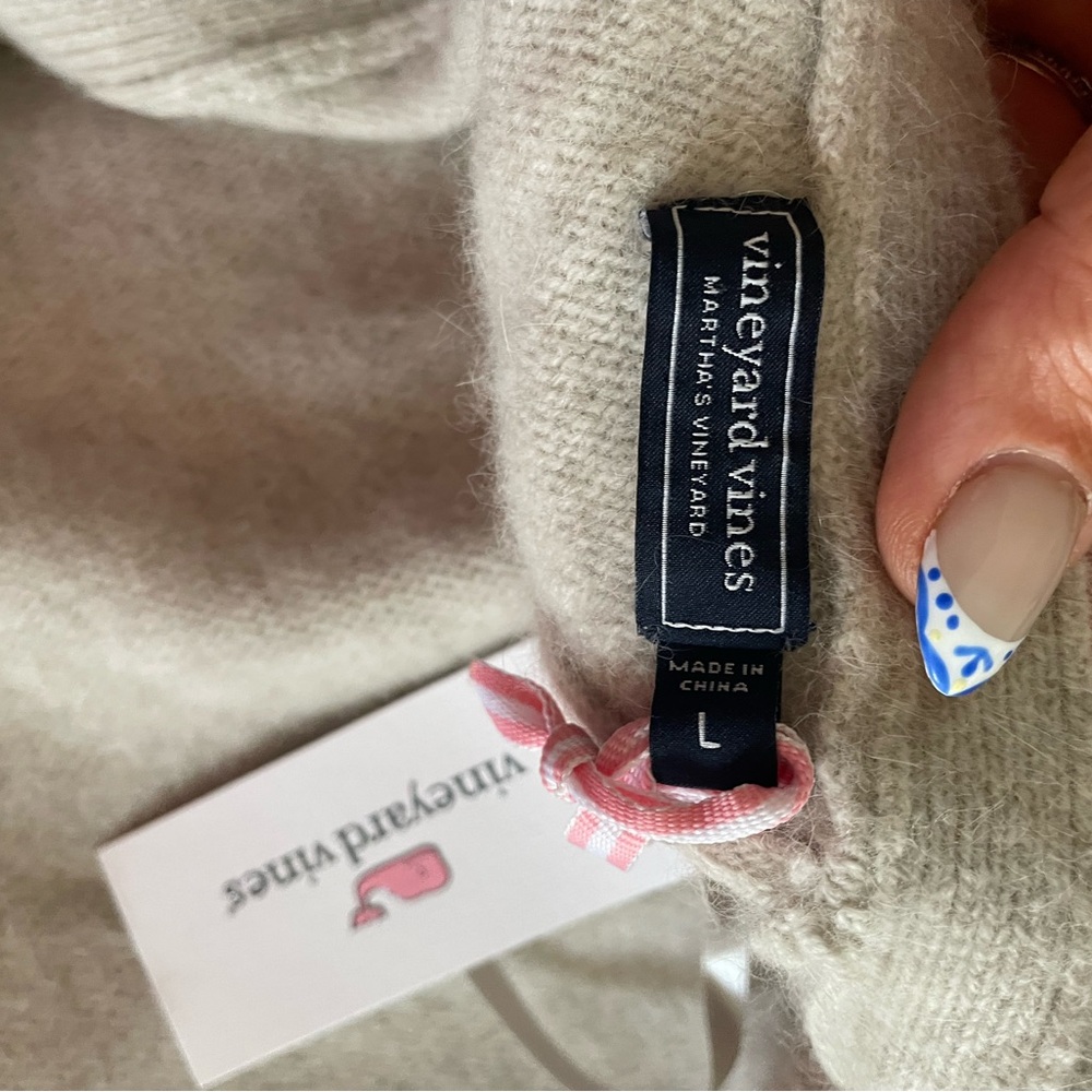 Vineyard Vines Women's Soft Gray Sweater